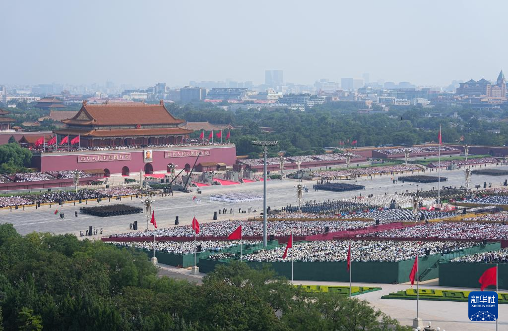 抗戰(zhàn)勝利80周年！鹽津鋪?zhàn)訌垖W(xué)武第二次受邀觀禮祖國大閱兵！